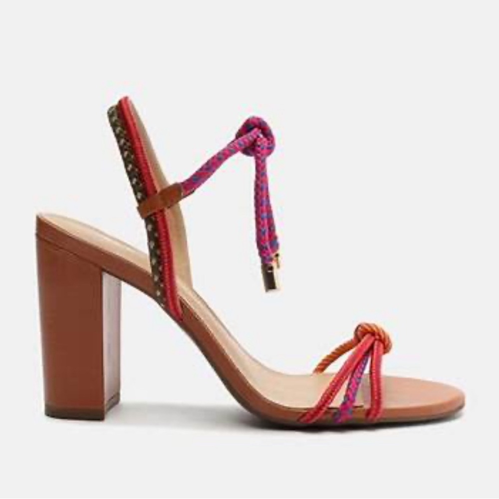 NWT Arezzo high block sandal heel